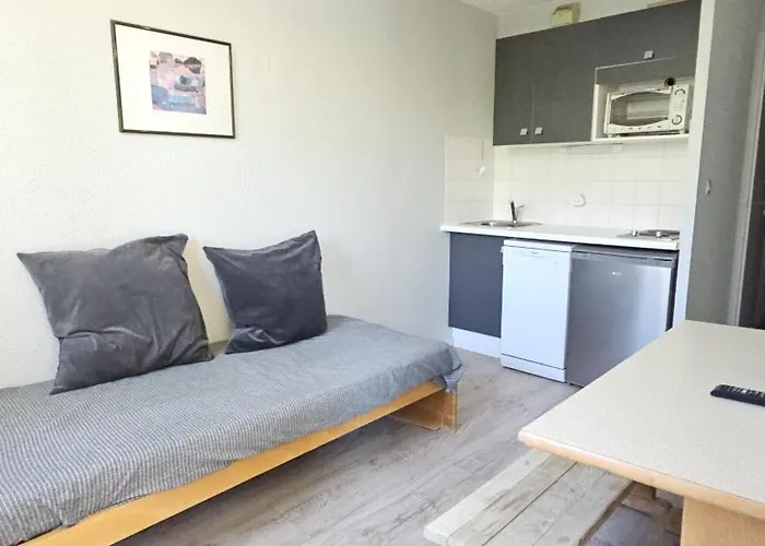 Apartament - Inout - 3 Beds Flat J-b3 *
